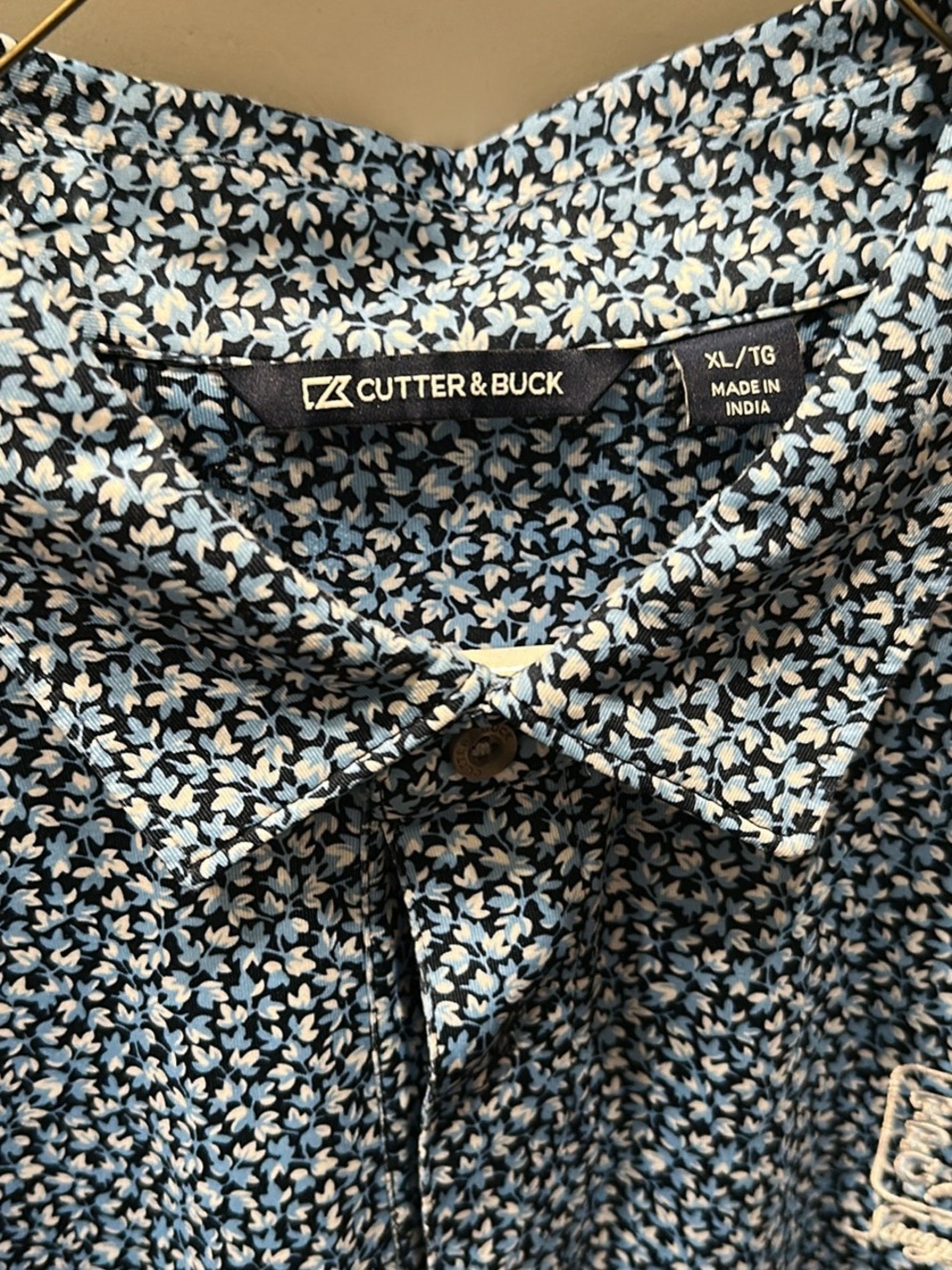 Cutter & Buck Blue and White Micro Floral Golf Polo TPC SAWGRASS - Picture 3 of 3